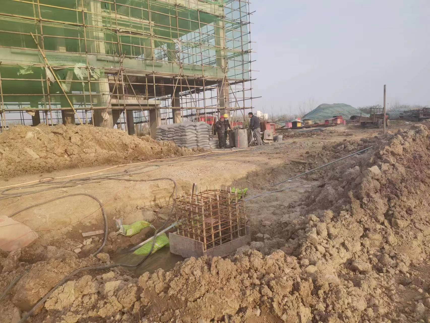 新宾当桥梁出现裂缝的时候应该及时加固修补